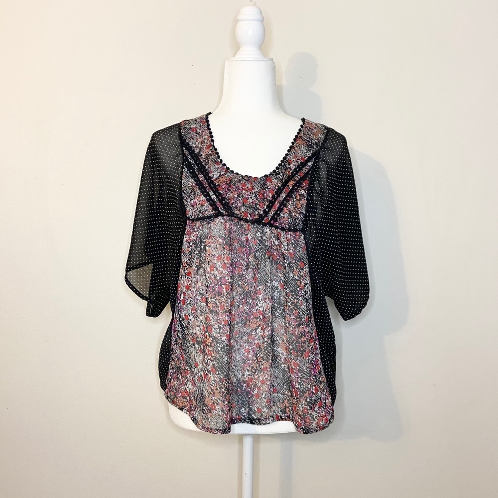 Blouse - Picture 2 of 11